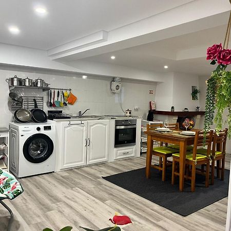 Вилла Casinha Res Do Chao Na Nazare Com Quintal E Barbecue Экстерьер фото