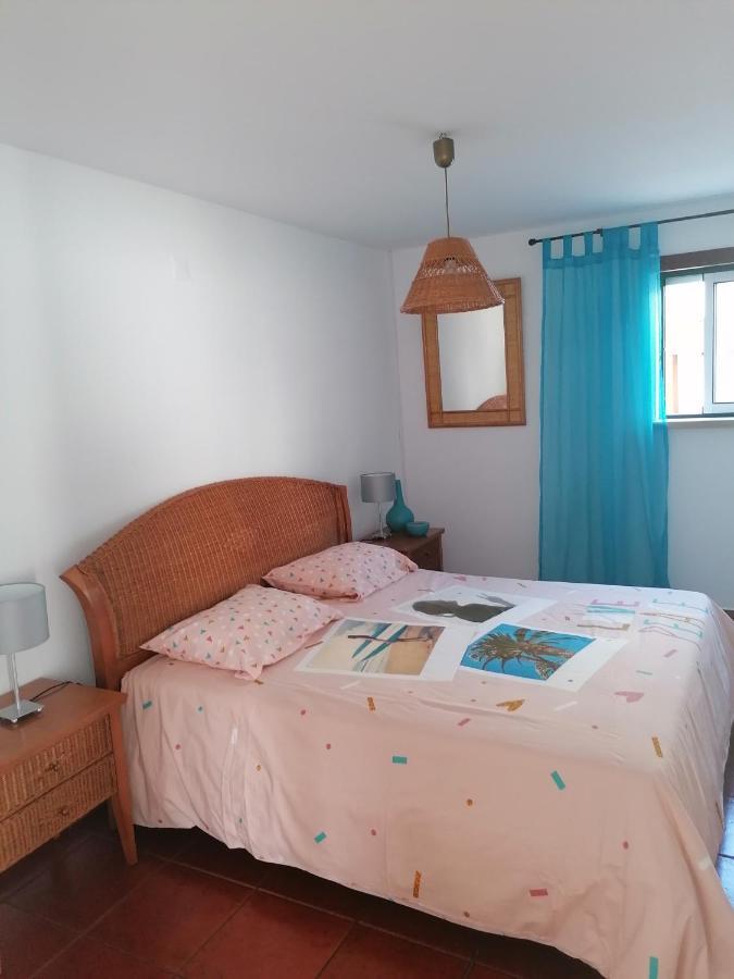 Вилла Casinha Res Do Chao Na Nazare Com Quintal E Barbecue Экстерьер фото