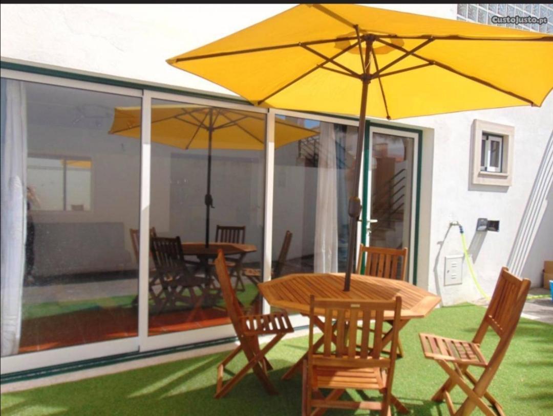 Вилла Casinha Res Do Chao Na Nazare Com Quintal E Barbecue Экстерьер фото